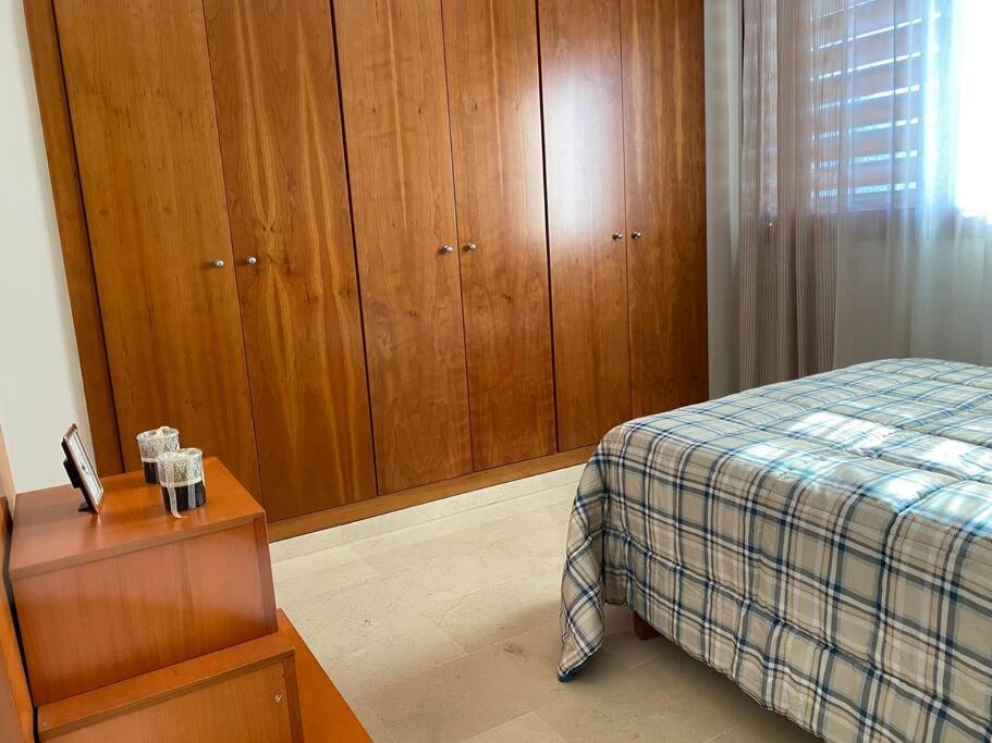 Modern 5-Bedroom Villa With Pool Montequinto Eksteriør bilde